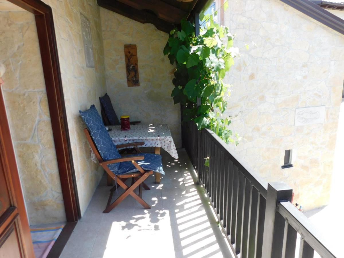 Villa Kamnita Hisa Stari Klesar Ilirska Bistrica Exterior foto